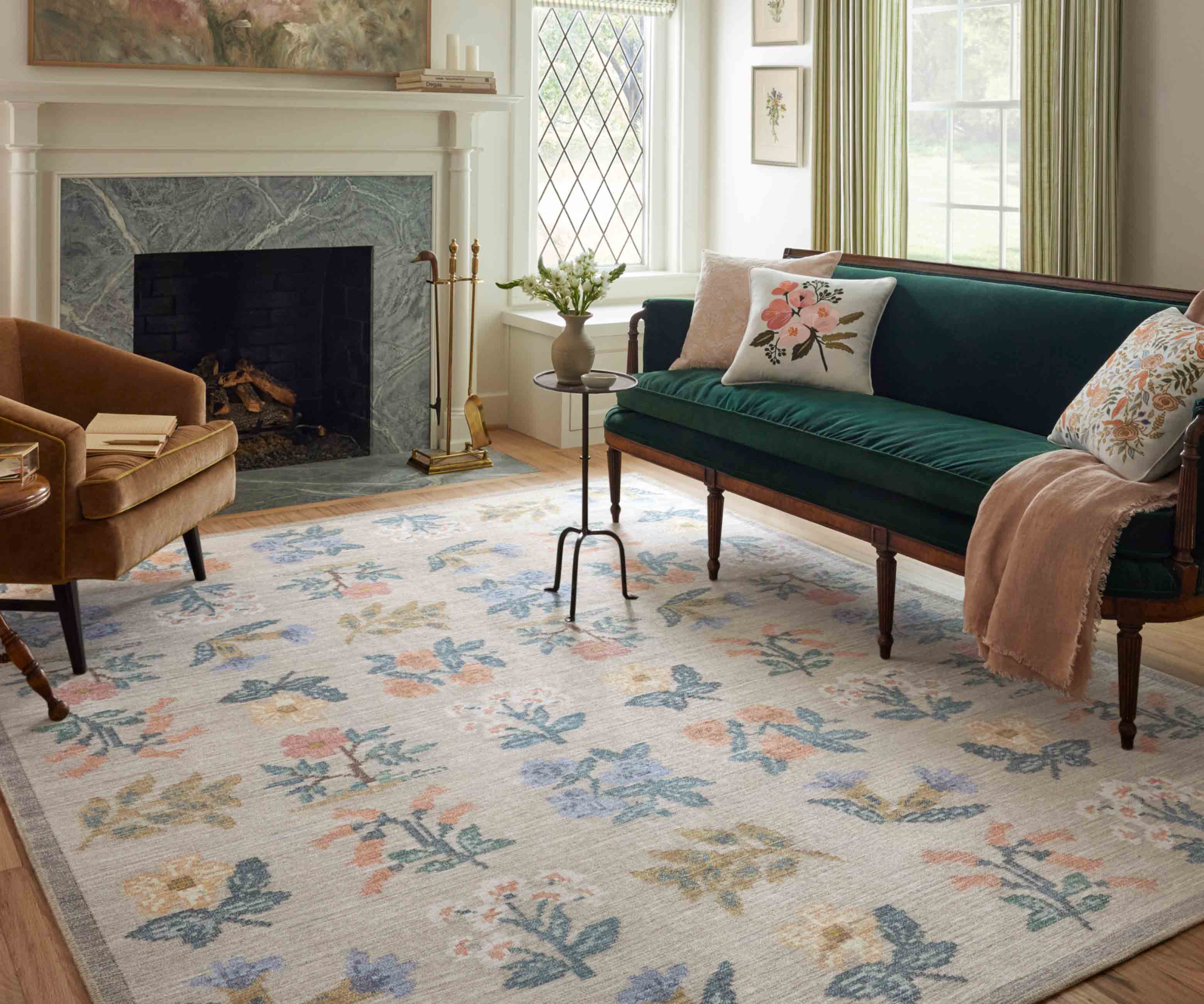 | rug225-05.jpg